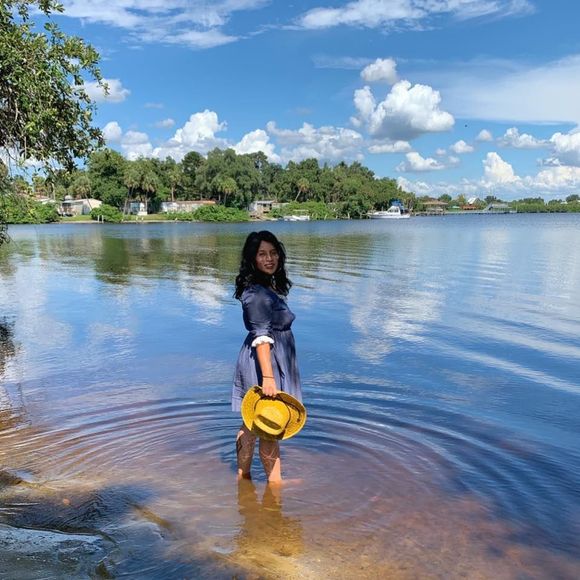 Meet your Posher, Crystal - Picture 1 of 1